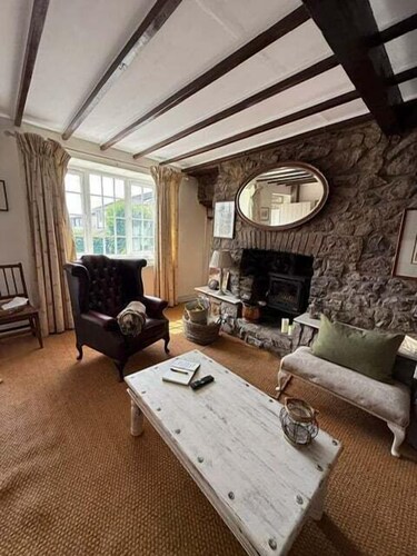 Victorian 3 Bed Cottage in Sought After Pentyrch