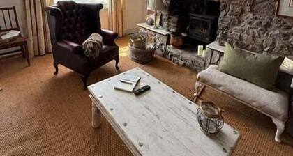 Victorian 3 Bed Cottage in Sought After Pentyrch