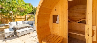 Waterhen Cottage, Docking, Norfolk