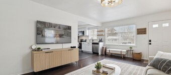 The Contemporary 3BD Detroit/DTW/Ann Arbor