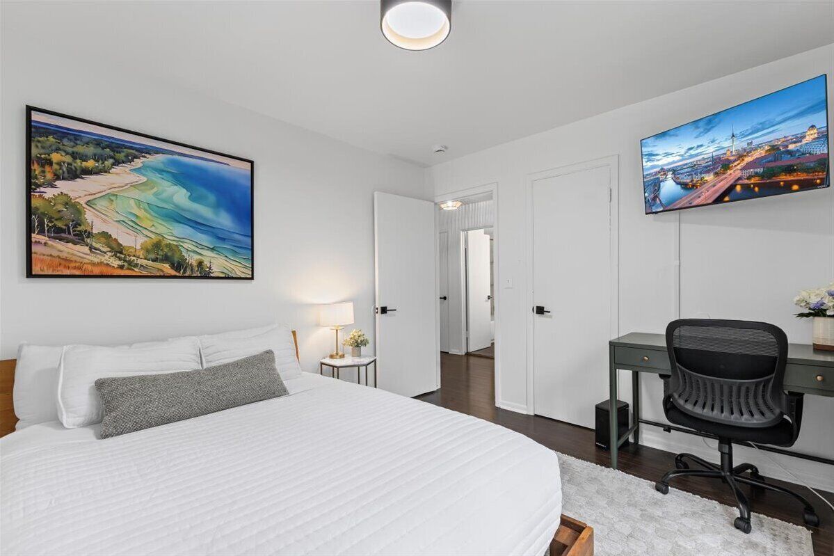 3 camere, una scrivania, ferro/asse da stiro, Wi-Fi