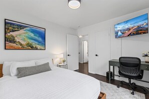 3 habitaciones, escritorio, tabla de planchar con plancha y wifi 