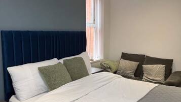 2 soveværelser, skrivebord, strygejern/strygebræt, gratis Wi-Fi