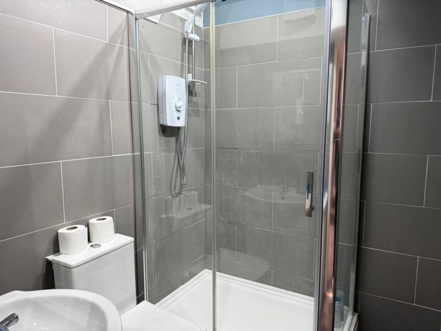 ヘアドライヤー、タオル