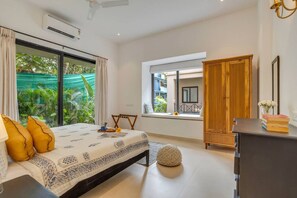 2 bedrooms - Modern 2bhk w Private Plunge Pool Lawn Siolim (Oxel)