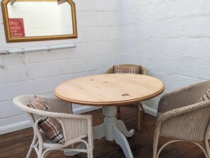 Casa, 2 quartos, para fumantes | Opções para refeição