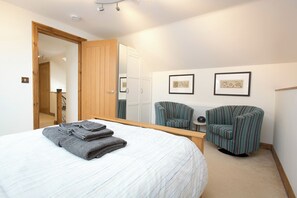 3 bedrooms, Internet
