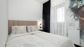 1 bedroom, iron/ironing board, travel cot, WiFi