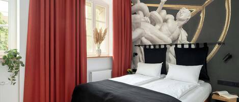 2 bedrooms, desk, travel crib, WiFi