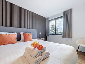 5 Schlafzimmer, Reisekinderbett, WLAN