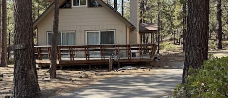 Nhà, 3 phòng ngủ | Ngoại thất