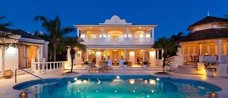 Villa, 6 Bedrooms | Pool