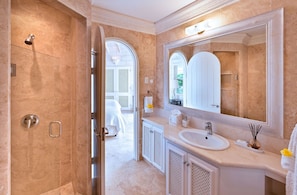 Villa, 6 Schlafzimmer | Badezimmer | Handtücher