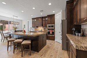 House, 4 Bedrooms | Private kitchen | Fridge, oven, coffee/tea maker, toaster - Hurricane Falls Pool, Hot Tub Plus Dog Friendly! 4 Bedroom Home (Hurricane)