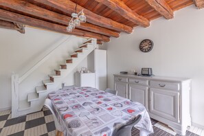 Interior - 5 Minutes from Amboise in the Heart of the Châteaux (Limeray)