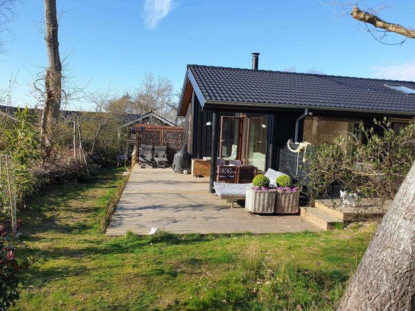 House | Property grounds