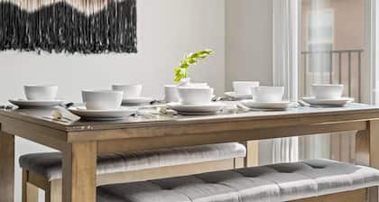 Desert Haven - Resort-Style Pool - 3BR Townhome