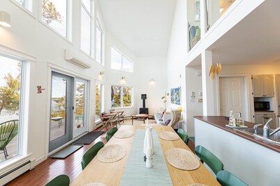 Owl's Landing on Covehead Bay