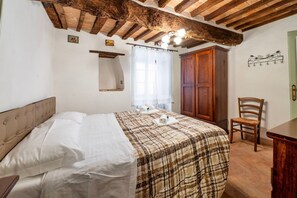 1 bedroom, iron/ironing board