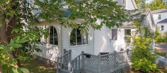 2 Bedroom Flat Across From The Hospital