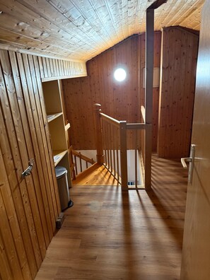 Interior - Attic apartment with air conditioning, in Freilassing (Freilassing)