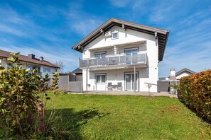 Exterior - Attic apartment with air conditioning, in Freilassing (Freilassing)