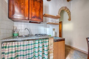 Réfrigérateur, distributeur de glaçons