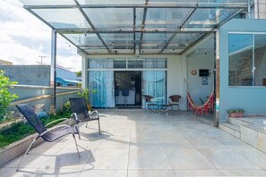 Villa | Terrace/patio