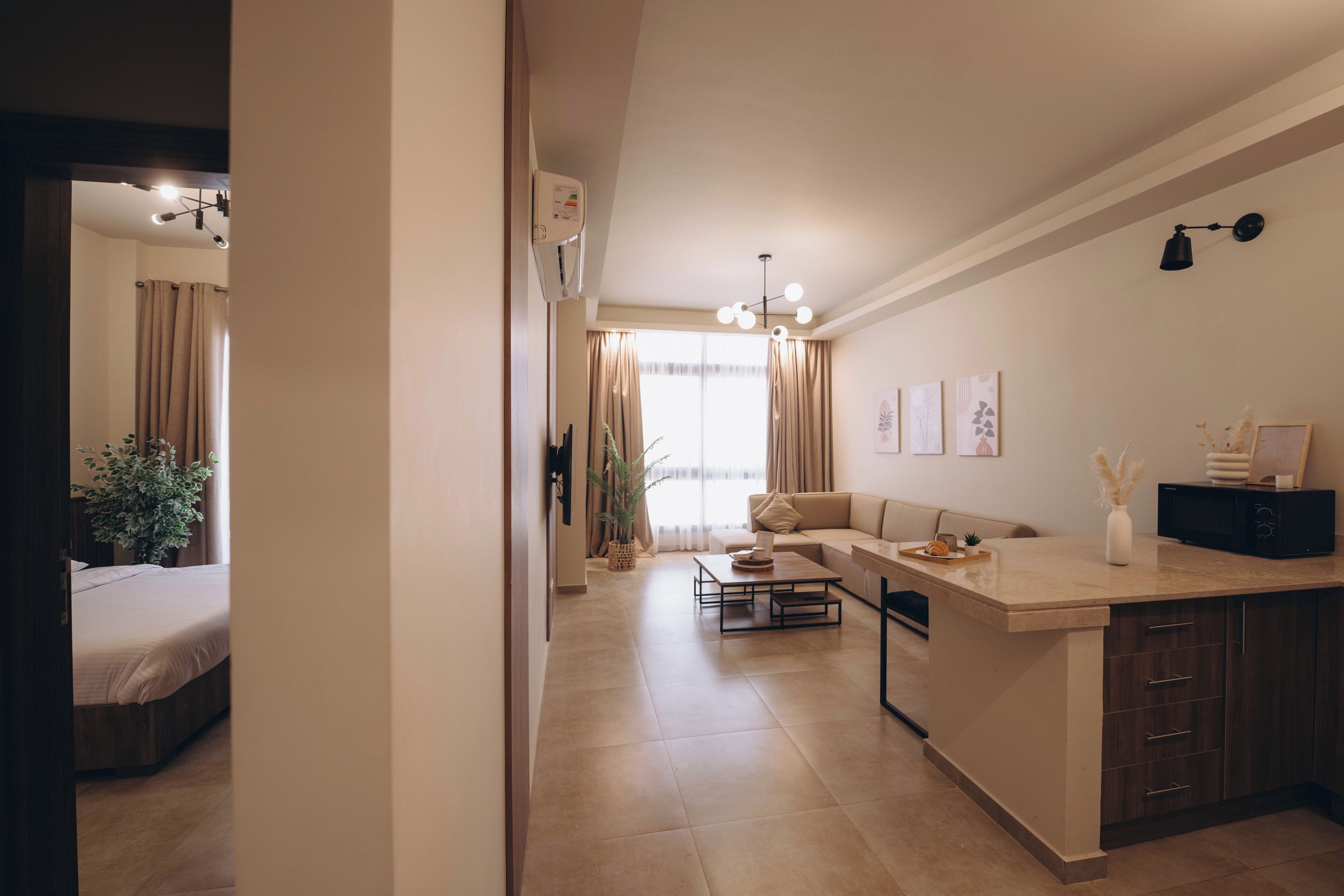 Elite Apartment, City View | Living area