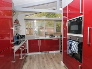 Fridge, microwave, toaster, cookware/dishes/utensils - 5 Waterside Wood (Windermere)