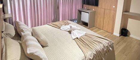 筆電工作空間、免費無線上網