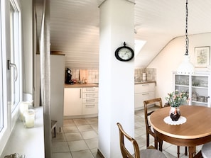 Dining - Studio Apartment, 32 sqm, with Wi-Fi (Ammerbuch)
