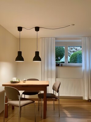 تناول الطعام