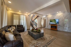 Villa, 3 slaapkamers, roken, privézwembad | Woonkamer