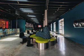 بار (في المنشاة)