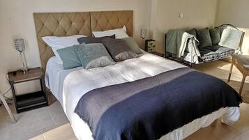Classic Double Room, Garden View | Free WiFi