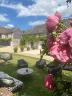 Front of property - La ferme de Valeuse (Morienval)