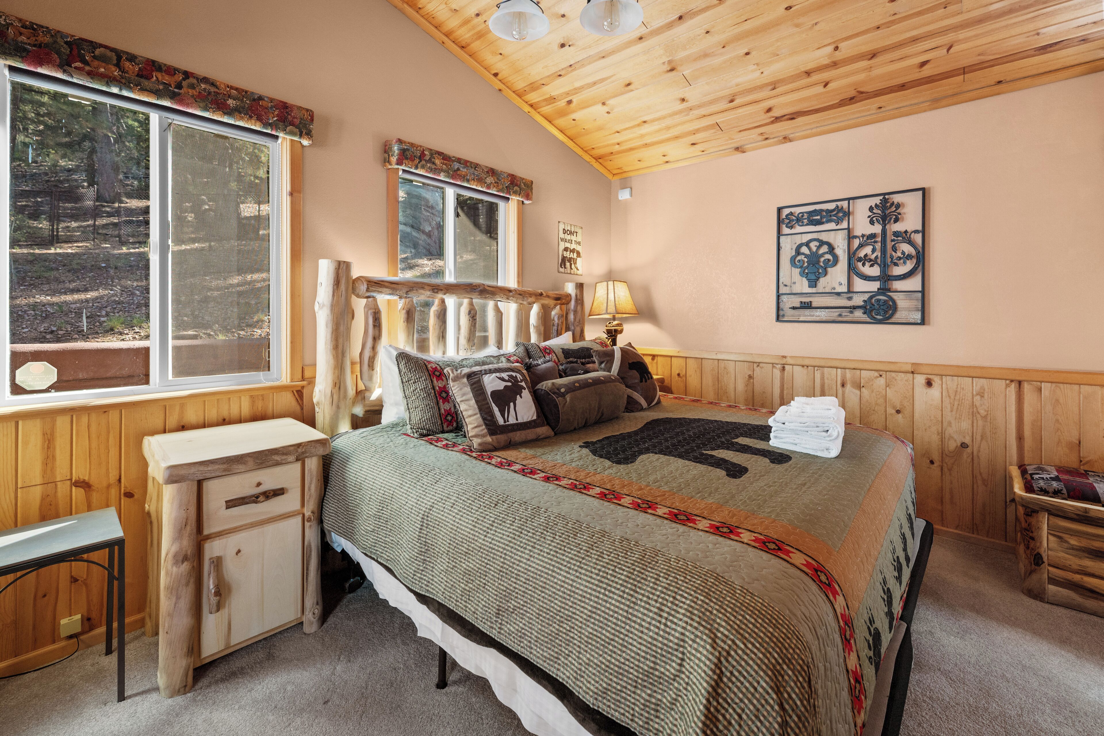 Cabane Signature, 3 chambres, cuisine, vue montagne | Décoration personnalisée, ameublement personnalisé