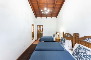 2 bedrooms