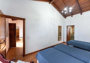 2 bedrooms