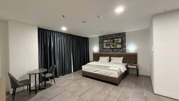 Desk, free WiFi, bed sheets