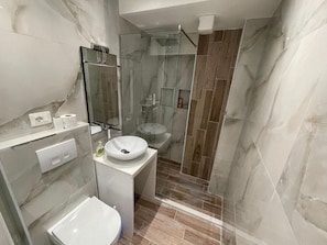 Estudio, 1 habitación, balcón | Baño