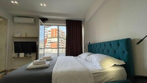 Estudio, 1 habitación, balcón, vista a la montaña | 1 habitación 
