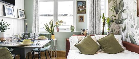 2 Schlafzimmer, Bügeleisen/Bügelbrett, Reisekinderbett, WLAN