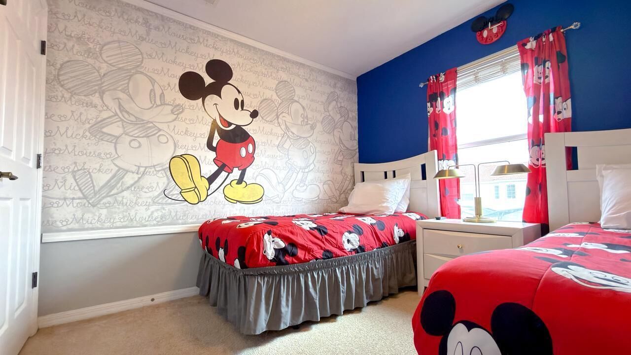 4 bedrooms, iron/ironing board, travel crib, free WiFi