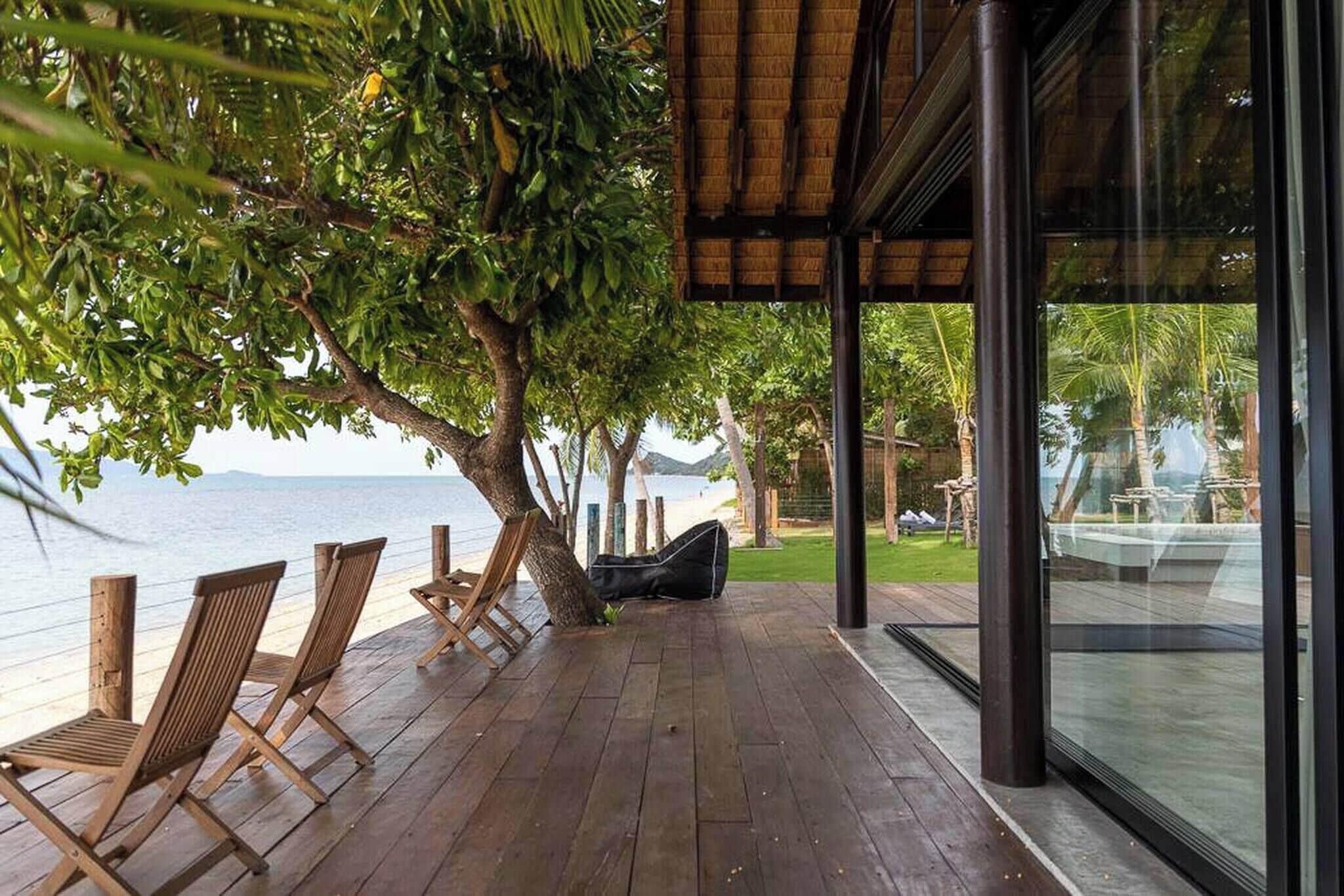 Vila, 5 quartos, para fumantes, piscina particular | Terraço/pátio
