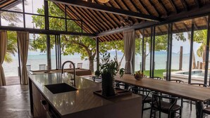 Villa, 5 Schlafzimmer, Raucher, eigener Pool | Innenbereich