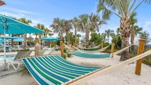 Terrace/patio - Orlando Escape • 8BR • Jacuzzi, Cinema & Arcade (Davenport)