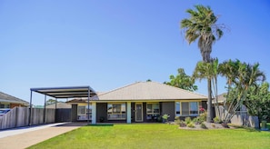 House, 4 Bedrooms, Accessible, Smoking | Exterior
