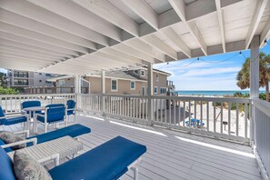 House, 2 Queen Beds (John's Pass-Time Beach Cottage #2) | Property grounds - John's Pass-time Beach Cottage #2 (Madeira Beach)